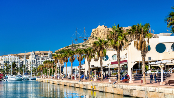 Paseo Marítimo de la Marina en Alicante.

