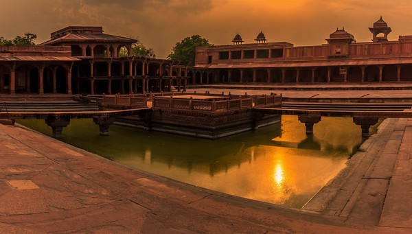 Agra