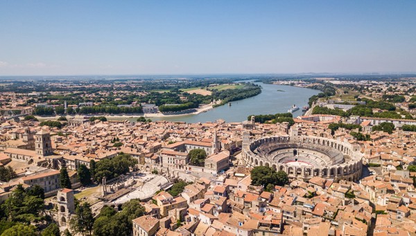 Arles
