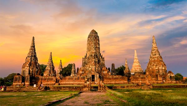 Precioso Templo en el Parque Histórico de Ayutthaya, Tailandia, Patrimonio de la Humanidad