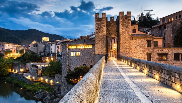 Besalu
