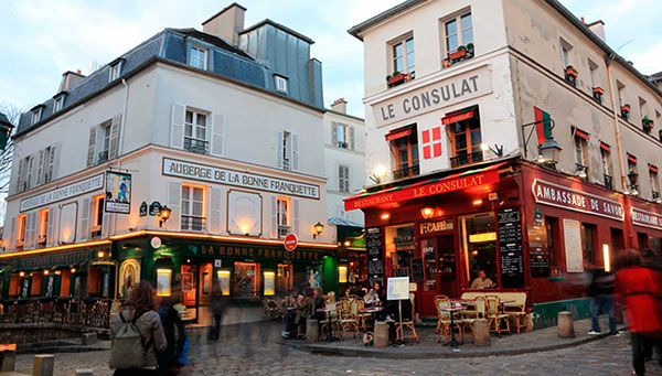París: Incluimos por la noche un traslado al barrio bohemio de Montmartre.