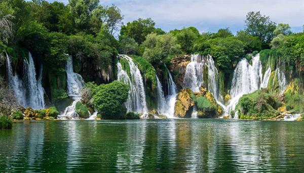 Kravice:Visitaremos unas de las cascadas más bellas de Europa