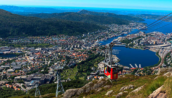 Bergen: Incluimos una subida en funicular.