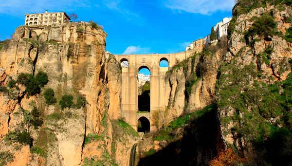 Ronda: Cuentos de bandoleros.