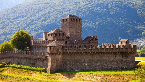 tour European Wonders GO photo