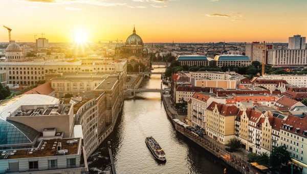 tour From Frankfurt to Vienna photo
