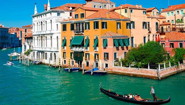 Venecia: Paseo en góndola (opcional).