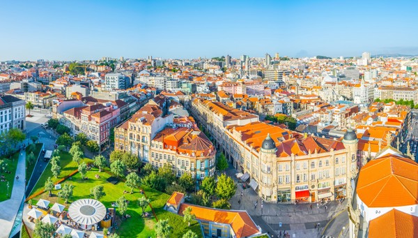 tour Barcelona, Andalusia and Lisbon photo