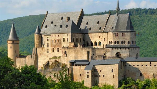 Luxemburgo: La ciudad de las grandes fortalezas.