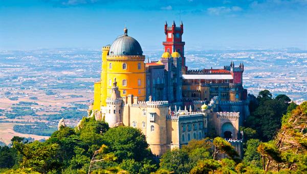 Lisbon: Option of visiting Sintra, Cascais and Estoril.