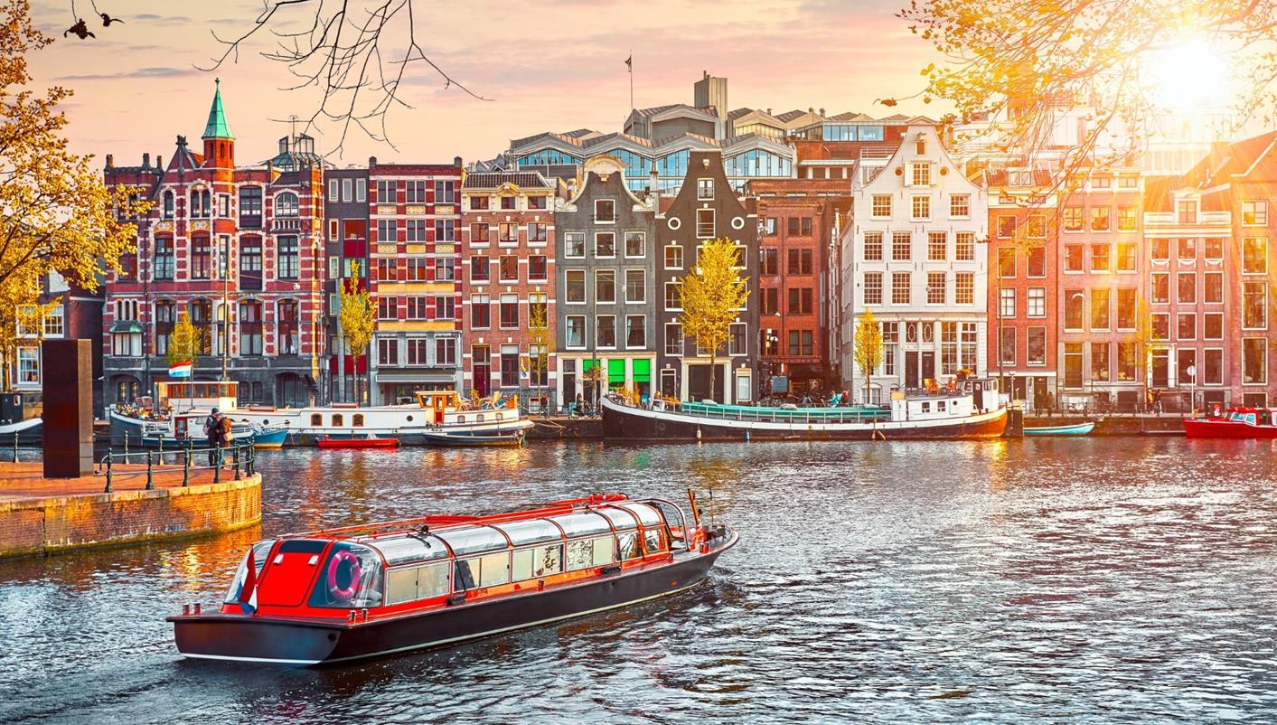 header picture of tour Colourful Europe