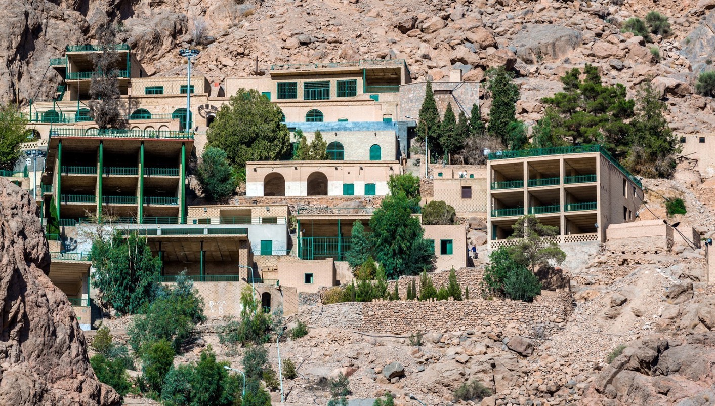 header picture of tour Exploring Spirituality in Iran