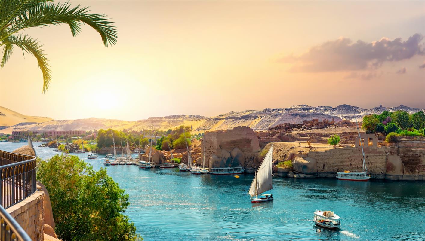 header picture of tour Egypt with 4 Days Nile Cruise