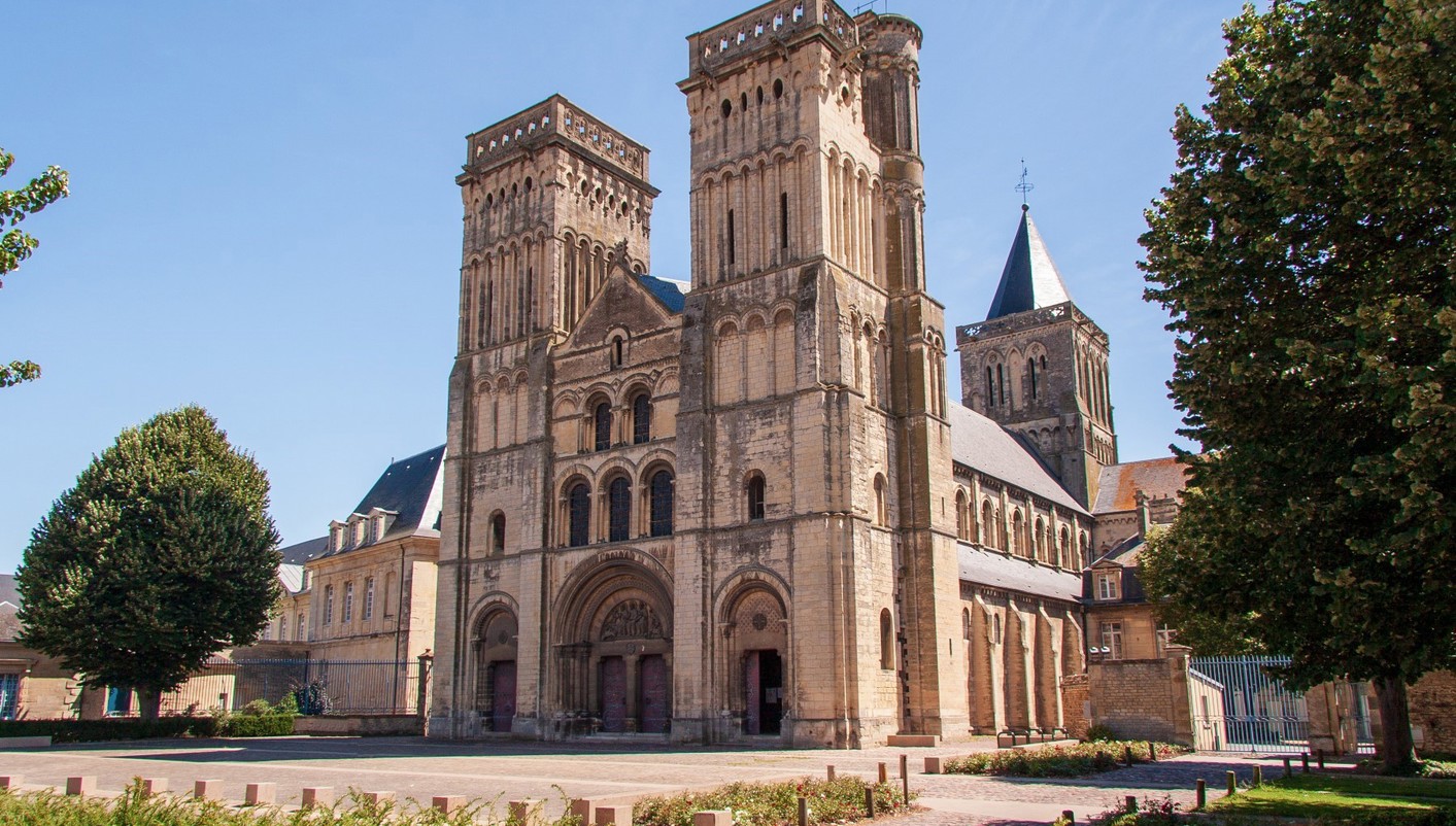 header picture of tour Normandy, all of France and Spain