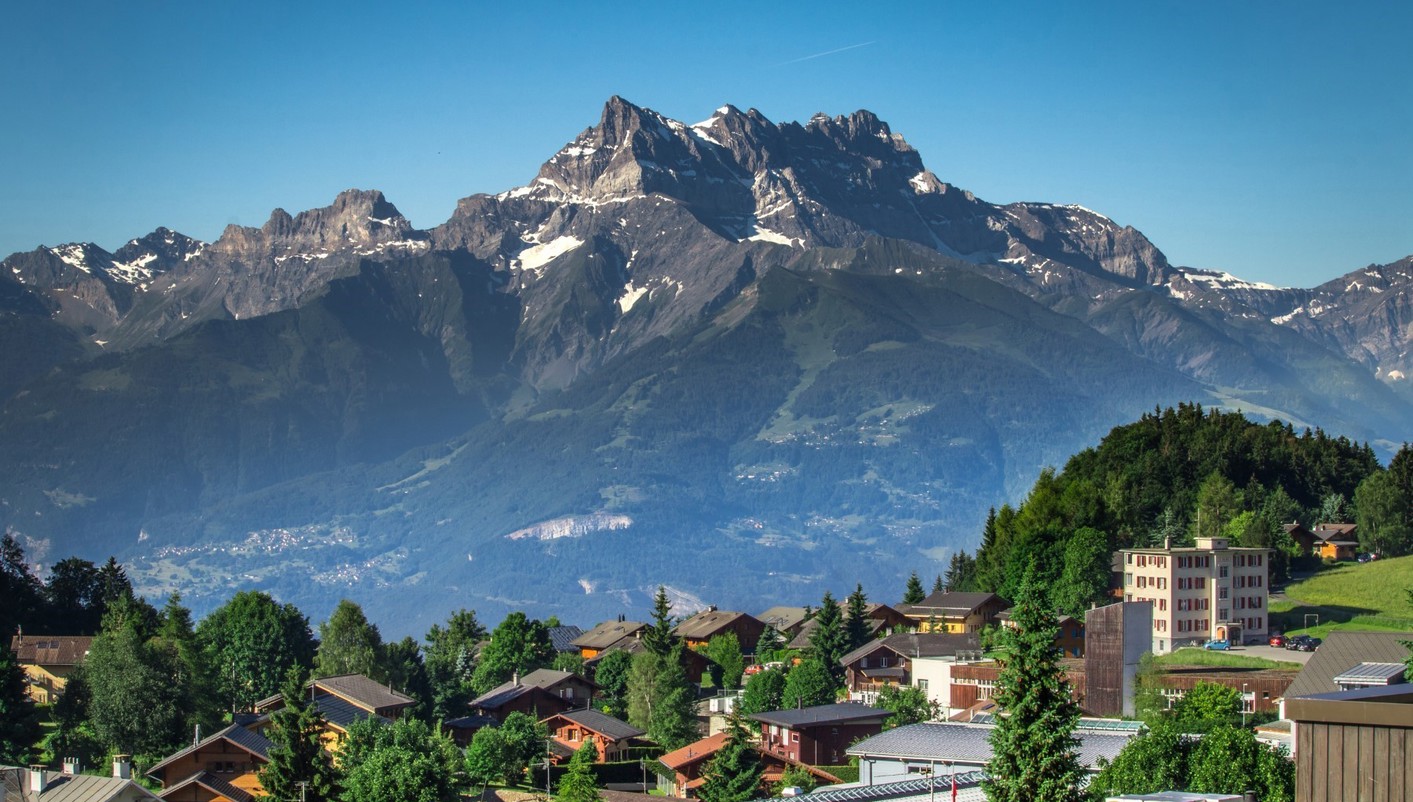 header picture of tour France and Switzerland with enchanted Alsace