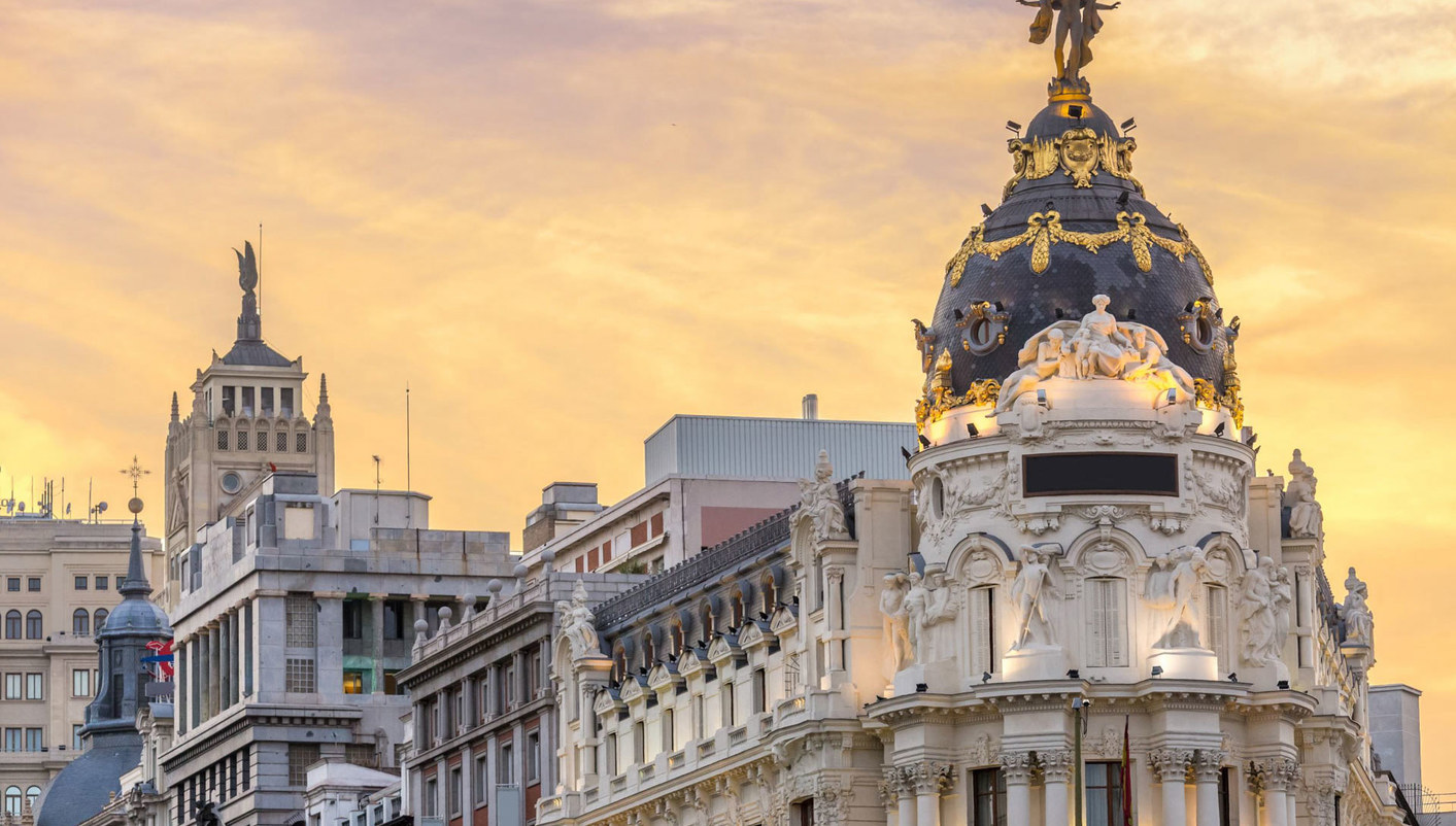 header picture of tour Madrid and Barcelona dept Saturday