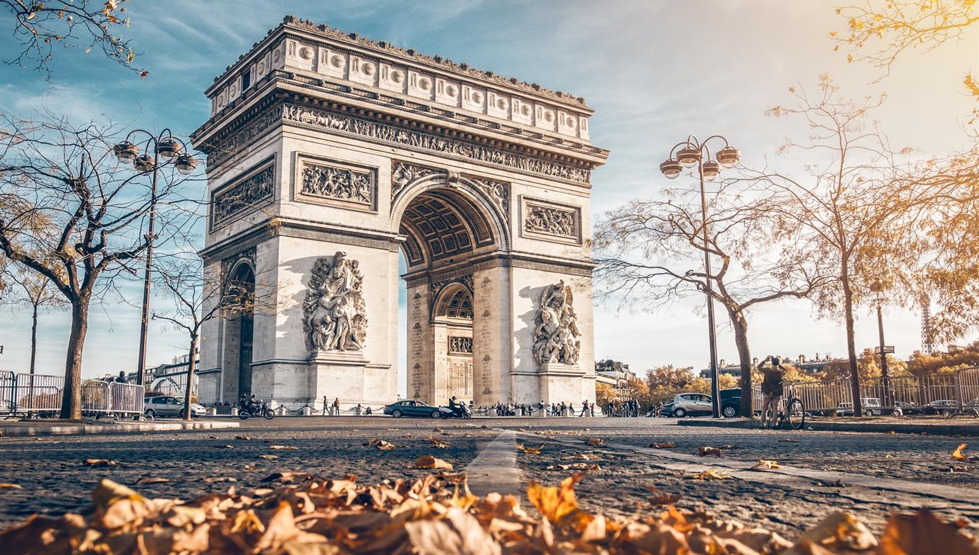 header picture of tour Paris and Golden Capitals
