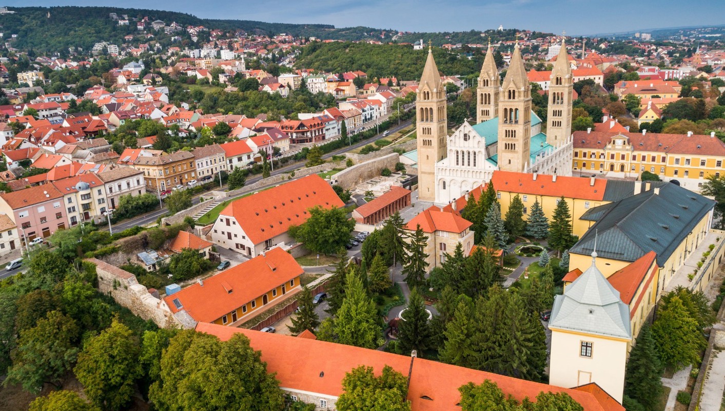 header picture of tour Essential Hungary