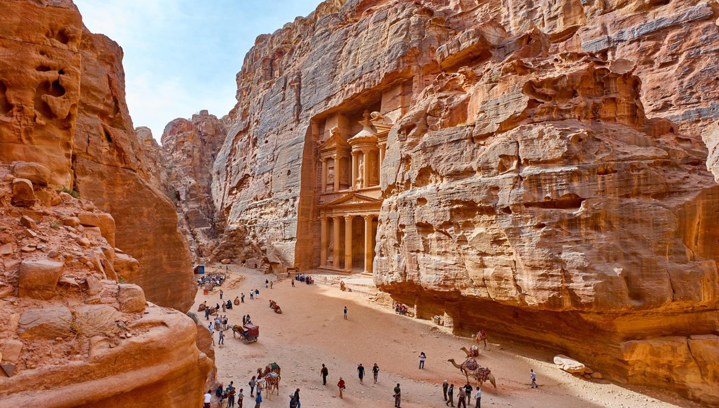 header picture of tour Persian Gulf, Saudi Arabia, Petra and Wadi Rum