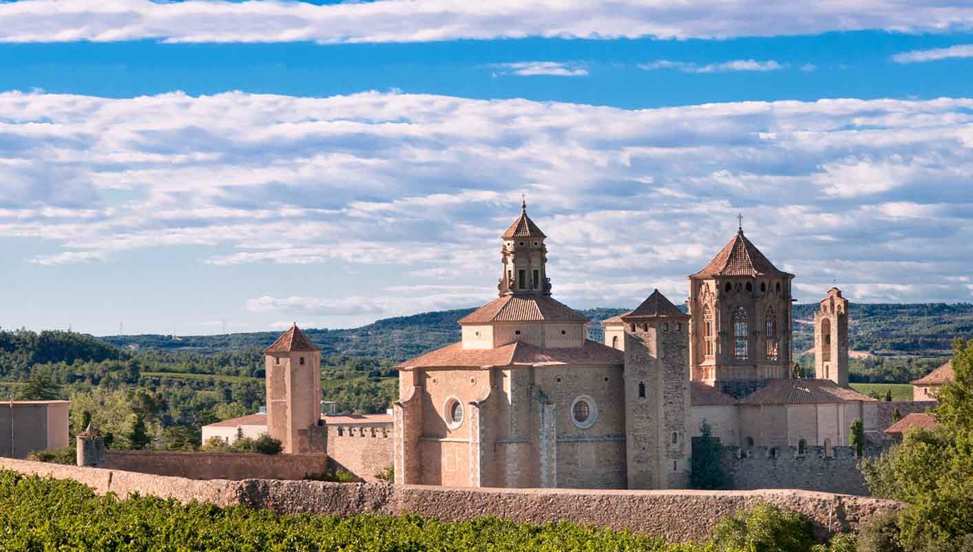 imagen de cabecera del circuito Gran Tour Marruecos y Península Ibérica fin Barceona con Madrid (Sin Alhambra)