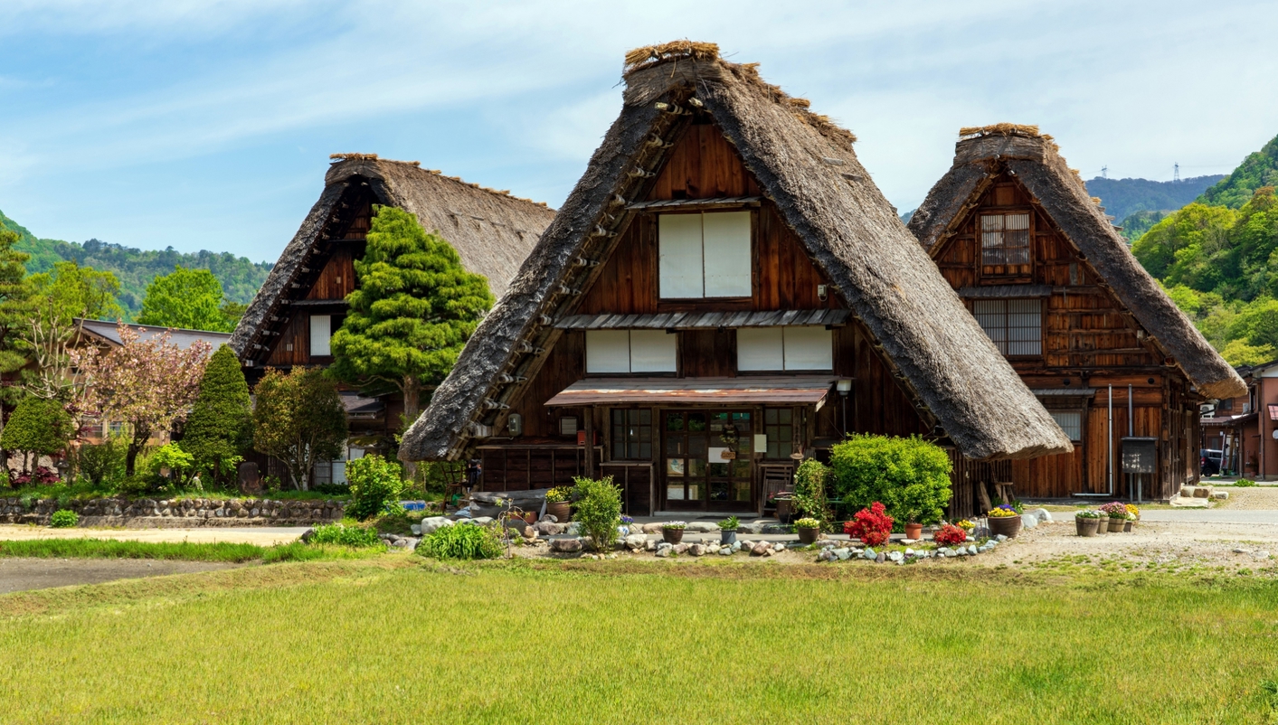 header picture of tour Japan Awaits You