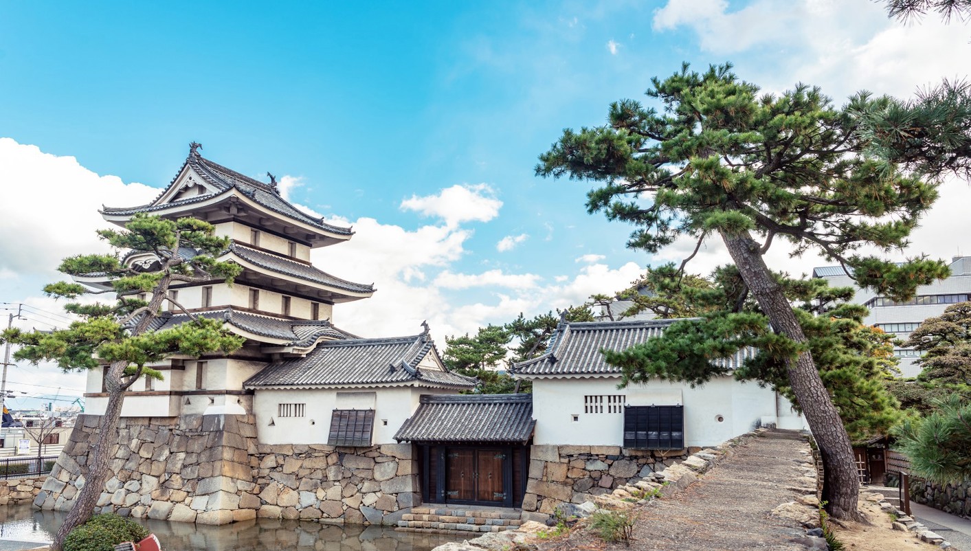 header picture of tour Lights of Japan and Korea
