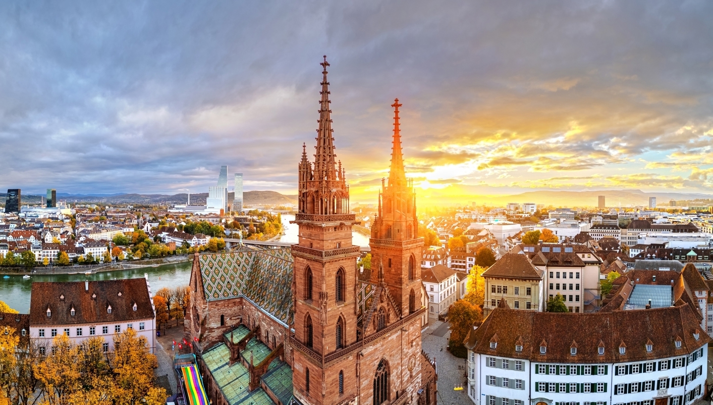 paquete turistico Francia y Suiza con Alsacia y Ruta Cuentos de Hadas Fin Viena