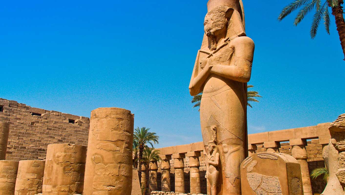 header picture of tour Oasis, Pyramids, Monasteries and Jewels of the Egyptian Nile