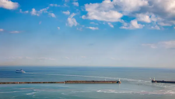 España, Francia, Inglaterra y Escocia +i