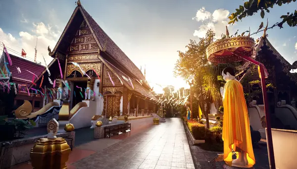 Tailandia, Bahía de Halong y Phuket