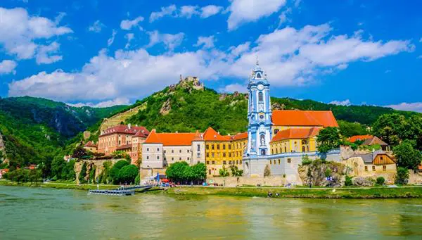 Europamundo Capitales del Danubio con Linz Crucestar Superior