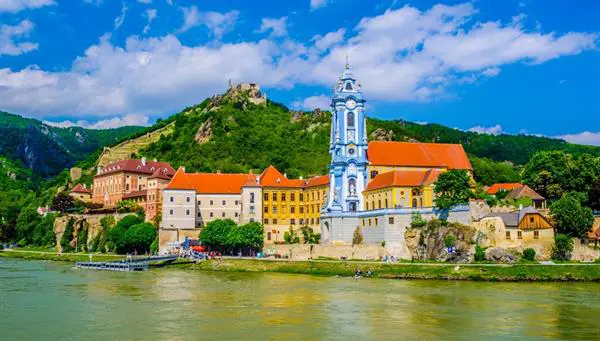 Europamundo Capitales del Danubio con Linz Crucestar Intermedia