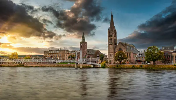 Francia, Inglaterra, Escocia e Irlanda con París