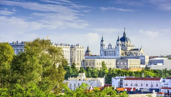 Lisboa, Madrid y Barcelona +i