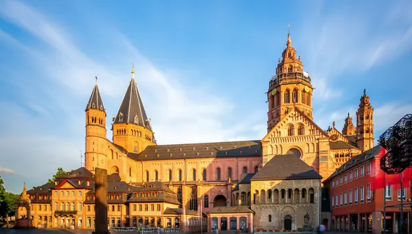 Rin Romantico y Alsacia – VISTARIO Standard