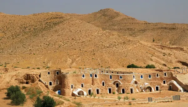 Contrastes de Túnez