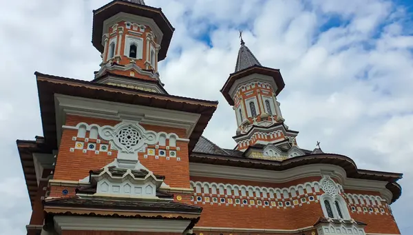 Vuelta Balcánica fin Tirana