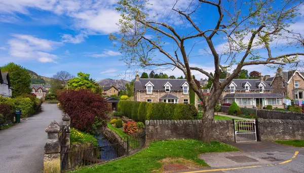Londres, Tierras Altas, Irlanda y Sur de Inglaterra