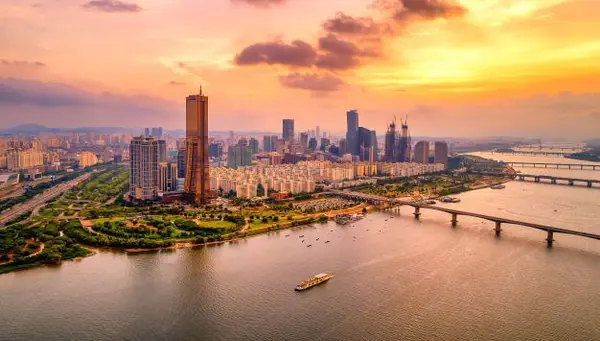 Bellezas de Corea y Japon con Fuji