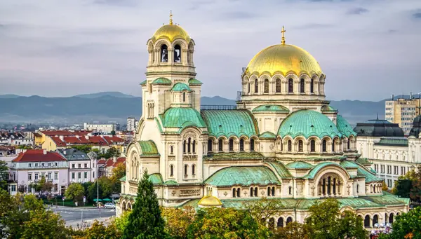 Bulgaria y Rumanía: Monasterios y Castillos de Leyenda