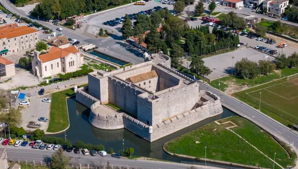 Extravaganza Balcánica