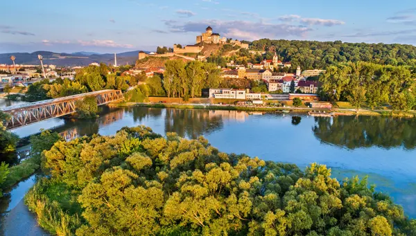 Capitales del Este ROT