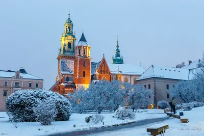 Cracovia, Polonia, bajo una manta de nieve
