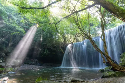 Nabegataki Waterfall