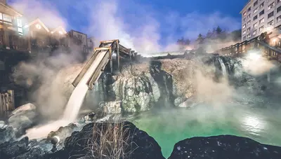 We passed through Kusatsu, an attractive thermal city