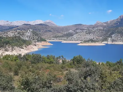 Barrios de Luna, León