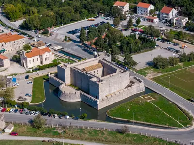 Ston