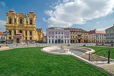 Timisoara: Posee una gran diversidad cultural.
