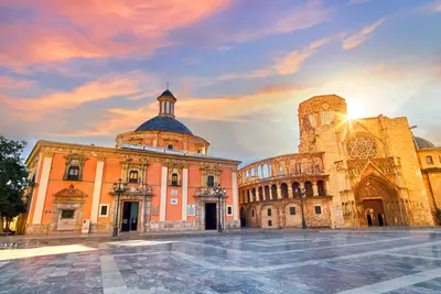Plaza de la Virgen en Valencia.
